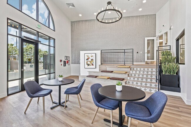8181 Allison Apartments - La Mesa, CA
