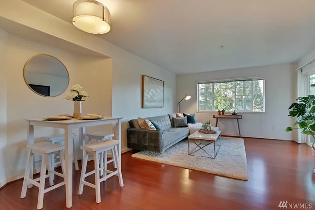 Photo - 13203 97th Ave E Unidad 302