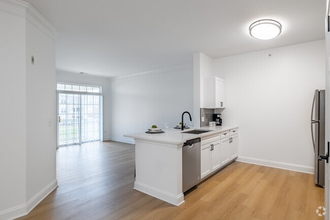1BR, 1BA - 885SF - Kitchen - Ascend St. Charles Apartments
