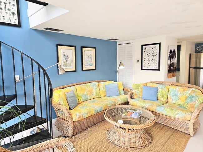 Photo - Furnished Waterfront Bungalow with Pool Ac...