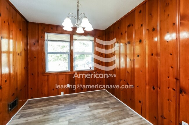Photo - 2150 Arrowhead Dr