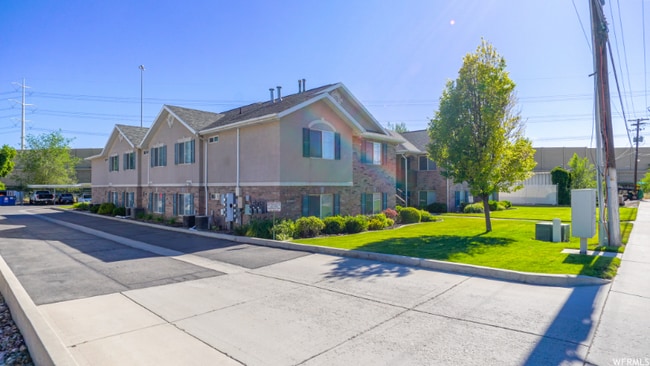 Photo - 1025 N 1025 W Unit 5