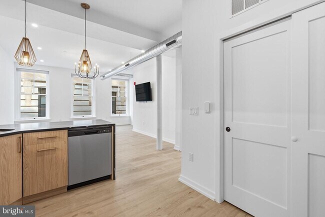 Photo - 203 S 13th St Unidad 3B