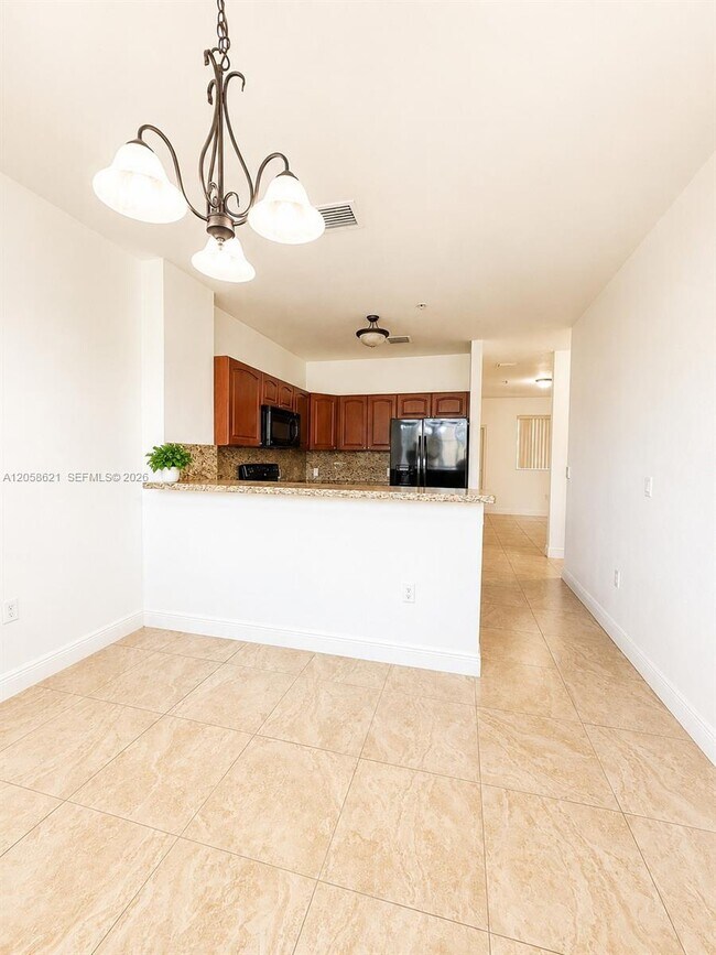 18100 NW 59th Ave Unit 205