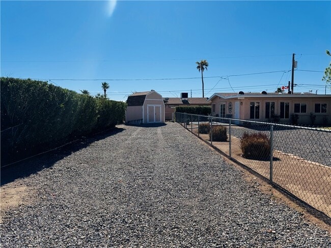 1340 Gemstone Ave