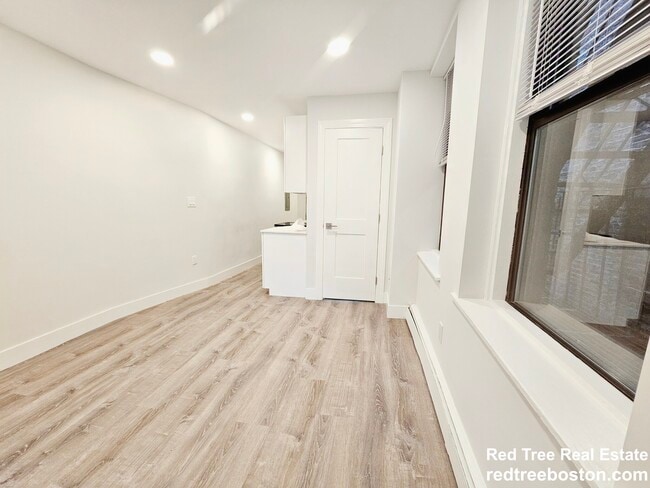 Photo - 44 Joy St Unit 8