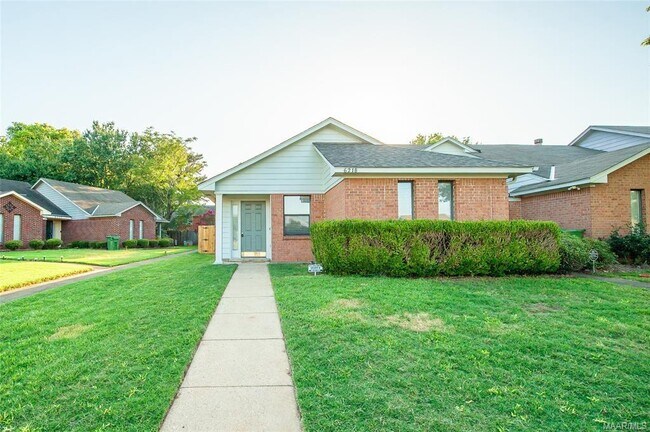 6218 Bell Gables