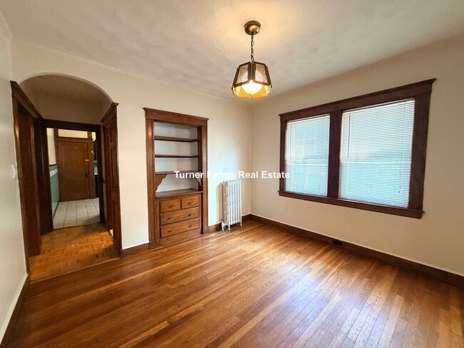 51 Dearborn St Unit 1