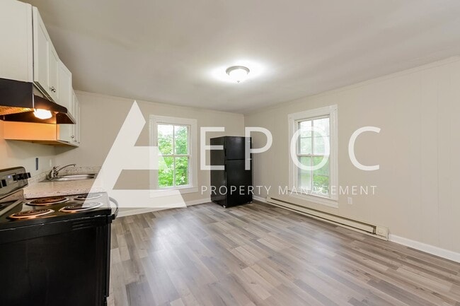 Photo - 1114 Sharon St