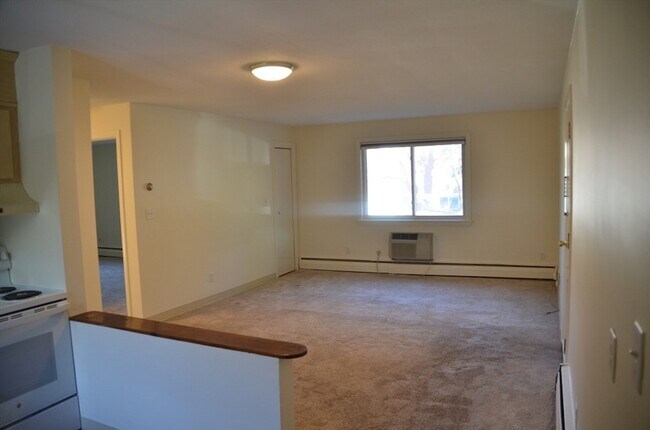Photo - 41 Lionel Ave Unit D