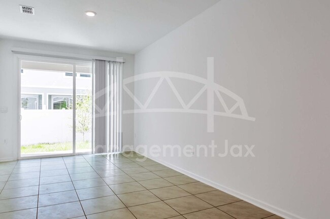 Photo - 8330 Zenith Cir