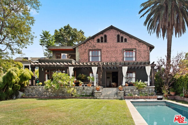 Building Photo - 1046 W Kensington Rd