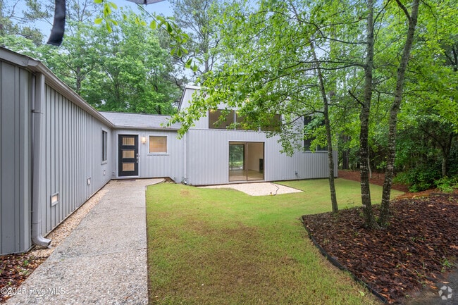 Building Photo - 916 Rays Bridge Rd Rental
