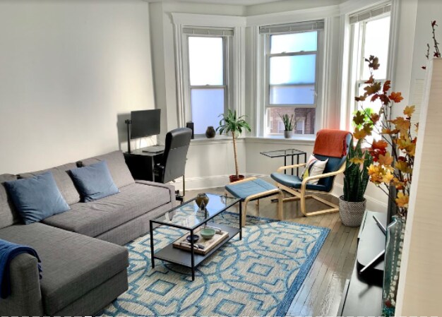 Photo - 124 Peterborough St Unit 10