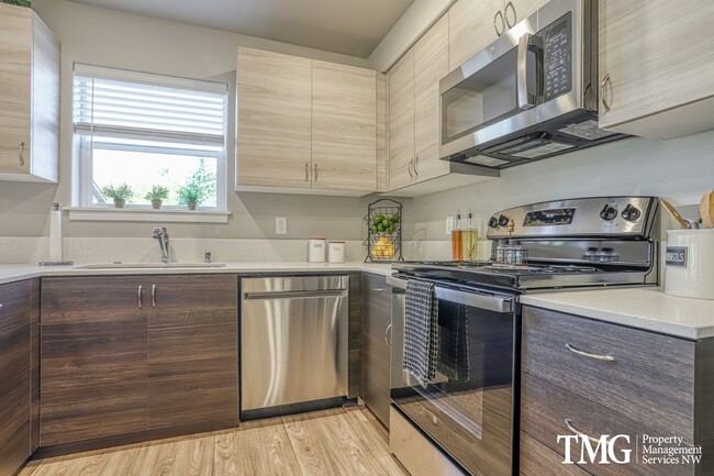 Photo - Waterford Terrace Apartments