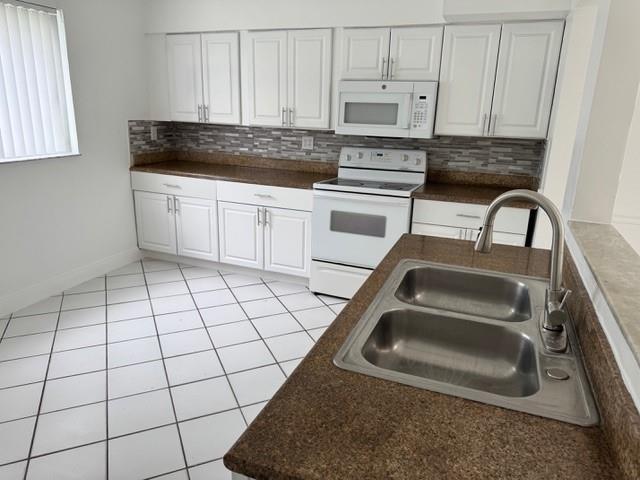 Photo - 6884 NW 14th St