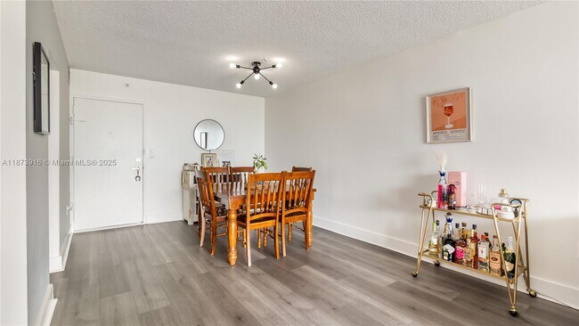 Photo - 2851 NE 183rd St Unit 809E