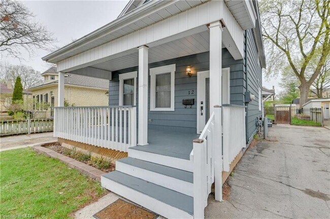 Building Photo - Stylish 1 Bedroom Unit 1