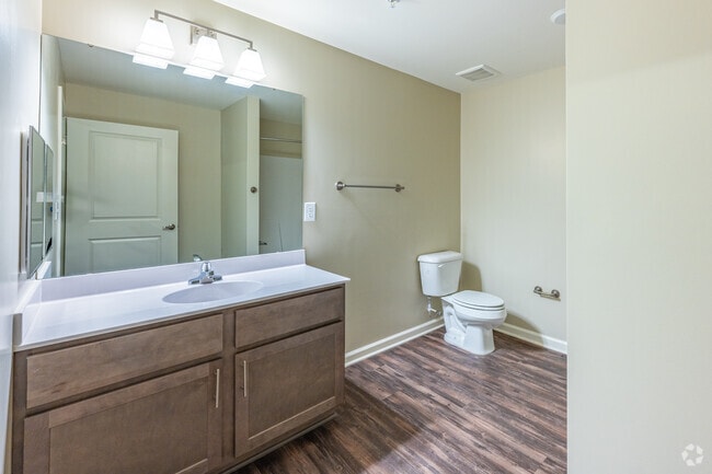 3HAB, 2BA - Baño principal - Townsend Trace