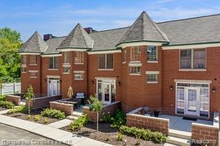 Photo - 248 Erskine St