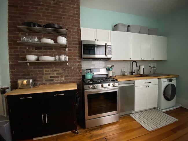 Photo - 253 8th St Unit 4R