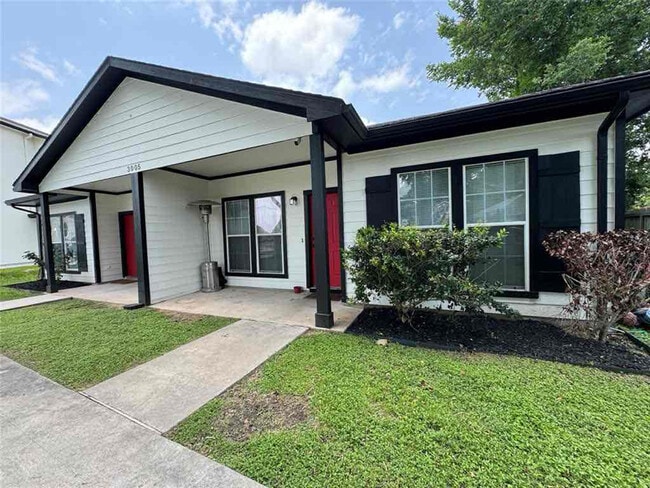 3005 Bolt St Unidad B