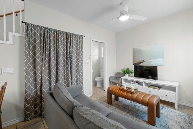 Photo - 4603 Lennox Dr Unit Guest House
