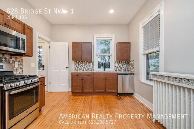 Photo - 828 Bridge St NW Unit 1