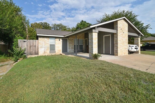 Building Photo - 1810 Nicole Cir Rental