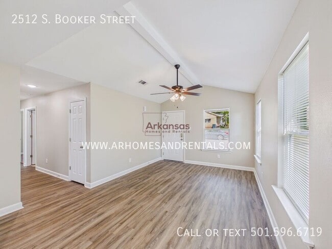 Photo - 2512 Booker St