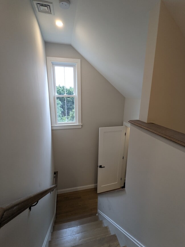 Photo - 46 Ridgemont St