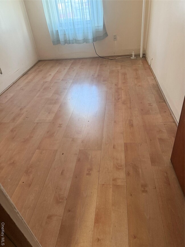 Photo - 24-32 23rd St Unit 1floor