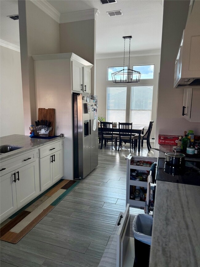 Photo - 421 Pitaya Ln