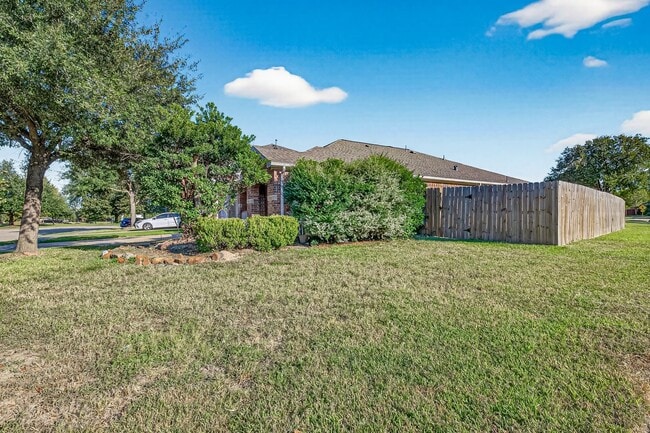 Photo - 24615 Amberleaf Ct