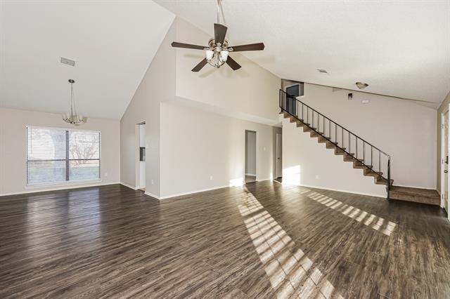 Photo - 309 Deacon Dr