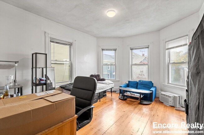 Photo - 78 Hillside St Unit #3