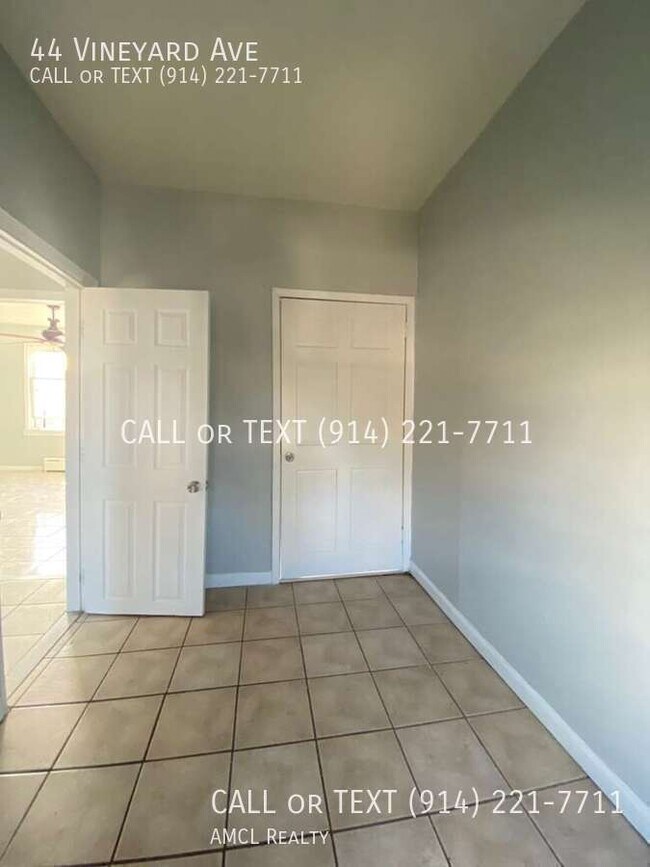 Photo - 44 Vineyard Ave