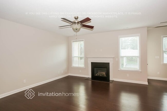 Photo - 102 Edenton Ln