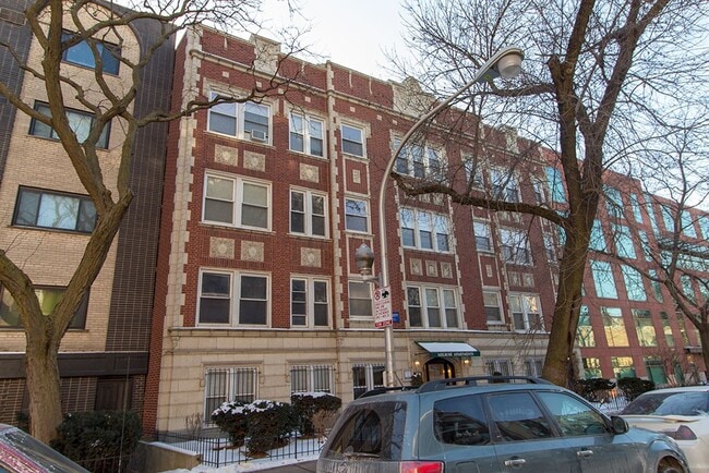 Building Photo - 515 W Melrose St Unit A05C Rental