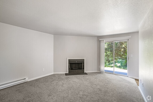 3BR, 2BA - 1,205SF - Living Room