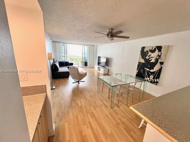 Photo - 1717 N Bayshore Dr Unit A-1450