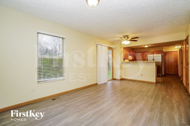 Photo - 3953 Highland Bluff Dr