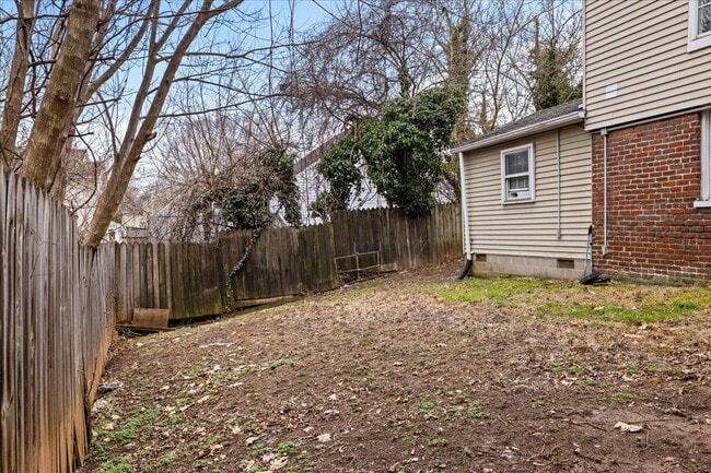 Photo - 761 King St
