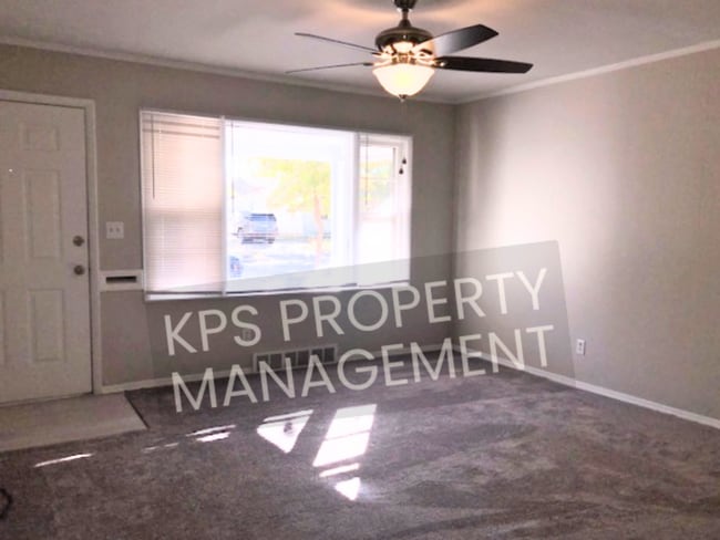 Photo - 1151 Richmond S