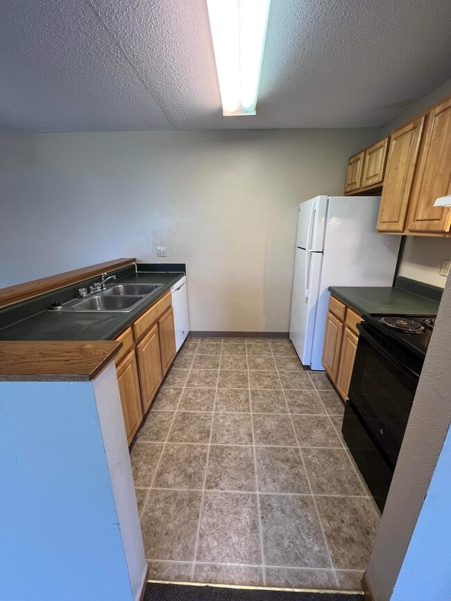 Photo - The Meadows Apartments