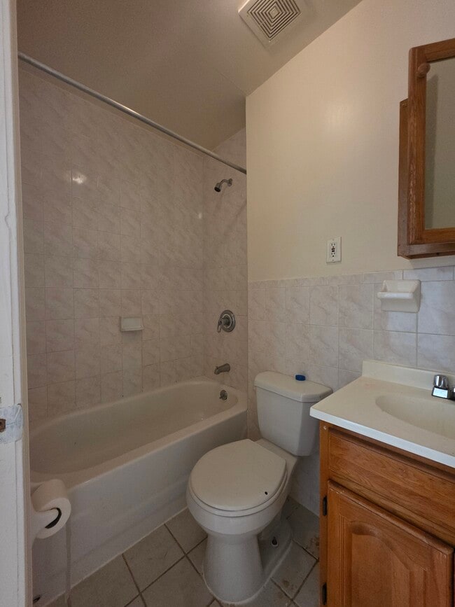 Photo - 317 E 169th St Unit 2