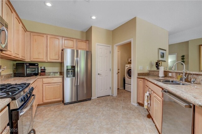 Photo - 2176 Shadow Canyon Dr