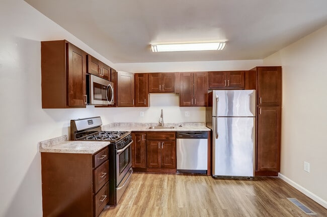 09-E Furnace Branch Rd-009 - Annabal Apartments
