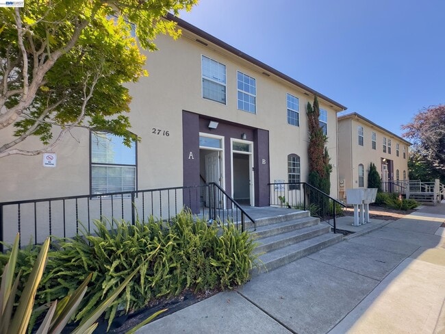 Photo - 2716 Adeline St