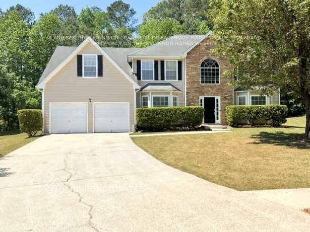 Building Photo - 3785 Tor Way